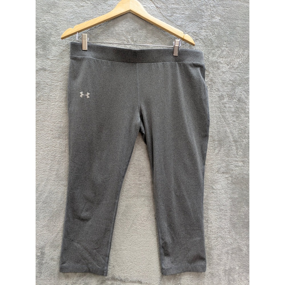 Athletic Capri Leggings Womens Large Gray Under Armour HeatGear Cropped Pants